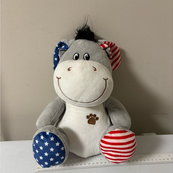 World plush great shape - Picture 1 of 5